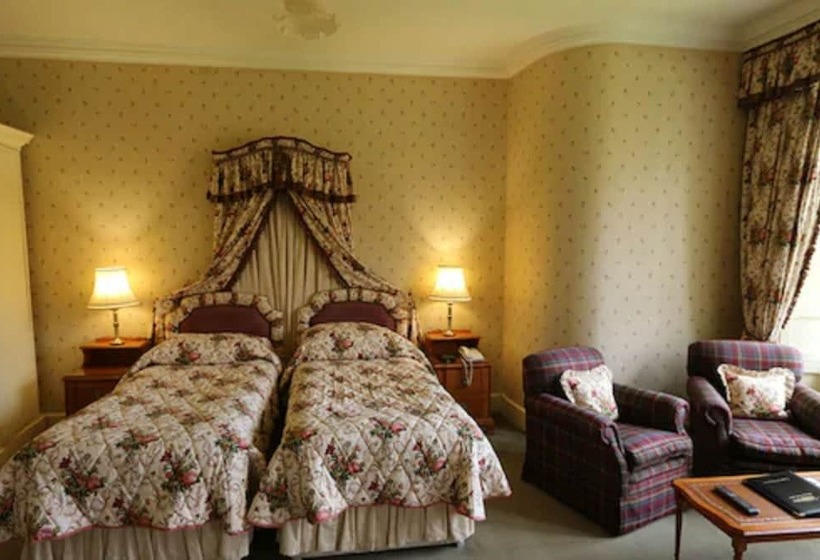 デラックスルーム, Glengarry Castle