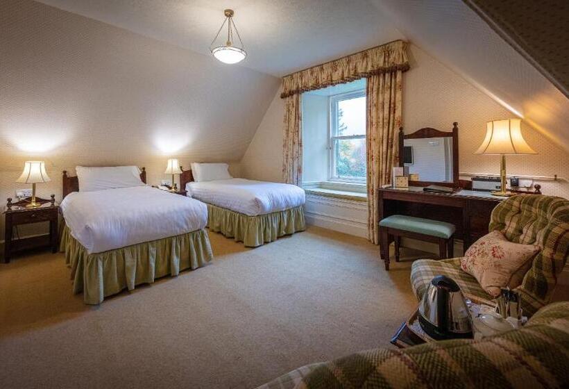 スタンダードルーム, Glengarry Castle