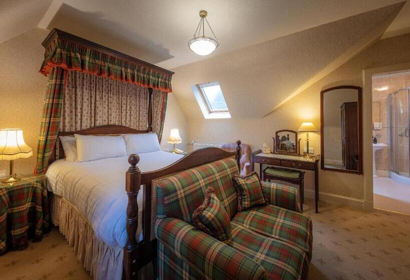 スタンダードルーム, Glengarry Castle