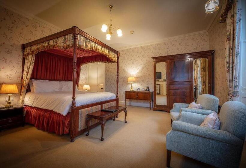 Номер Superior, Glengarry Castle