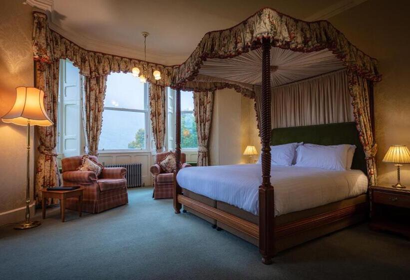 デラックスルーム, Glengarry Castle