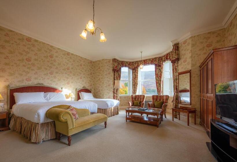 デラックスルーム, Glengarry Castle