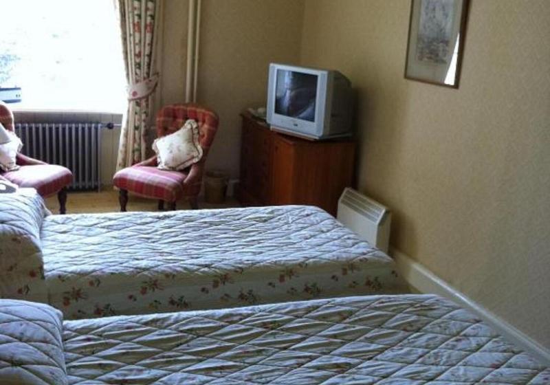 スタンダードルーム, Glengarry Castle