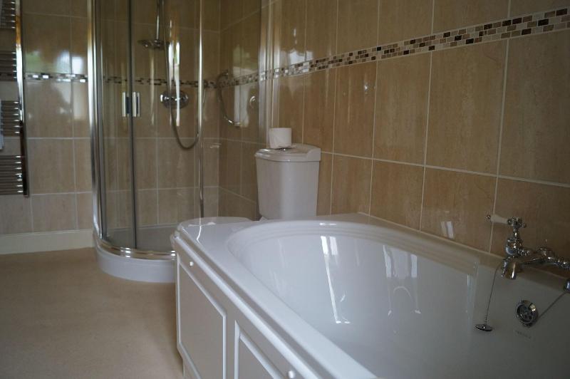 デラックスルーム, Glengarry Castle