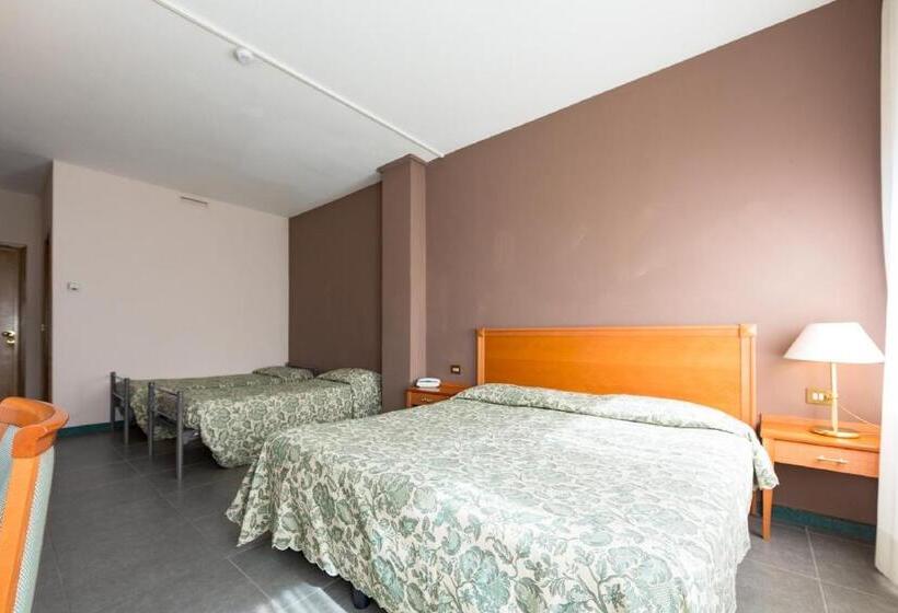 חדר סטנדרט לשלושה, Mirò Montecatini Terme