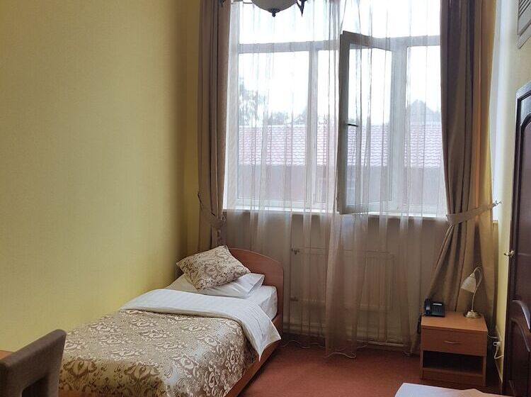 اتاق استاندارد یک نفره, North Star