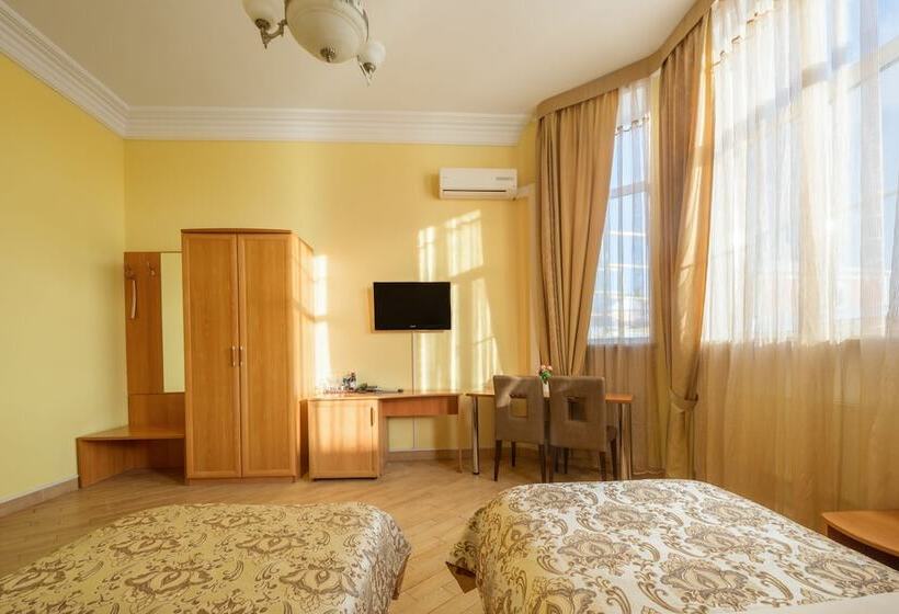 اتاق استاندارد, North Star