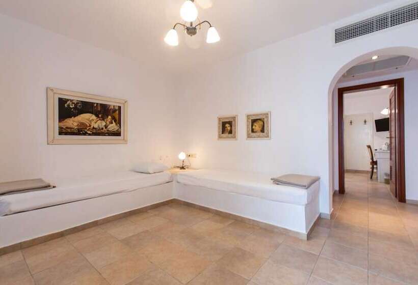 スーペリアファミリールーム, Plaza Beach