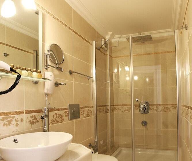 اتاق استاندارد یک نفره, Sirkeci Park