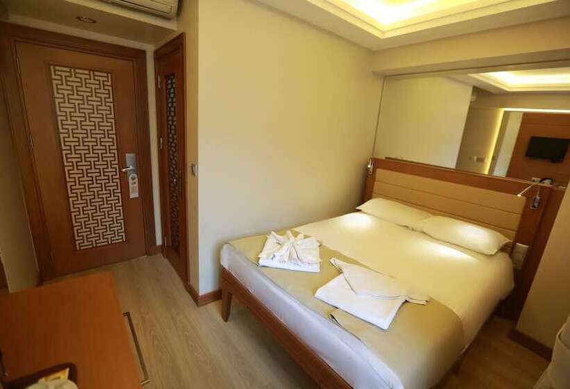 اتاق استاندارد یک نفره, Sirkeci Park