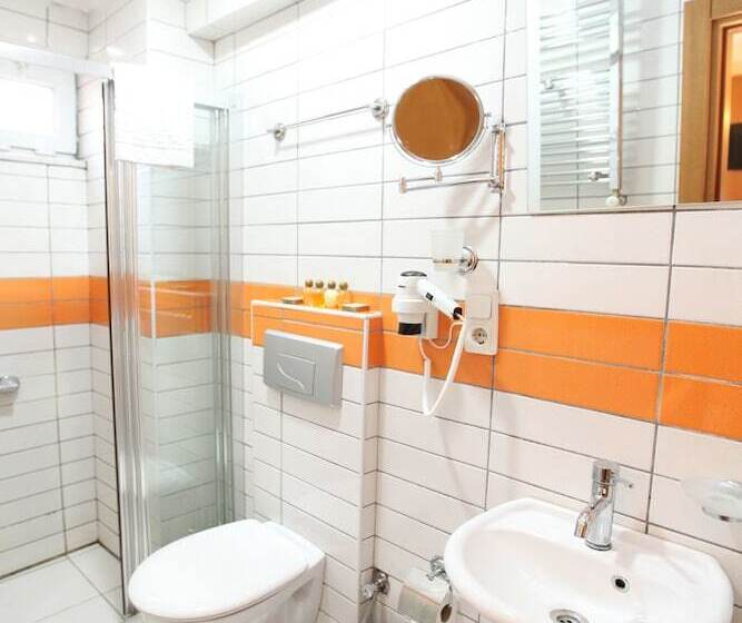 اتاق استاندارد, Sirkeci Park