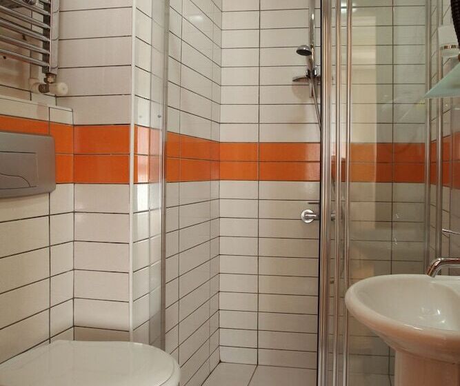 اتاق استاندارد, Sirkeci Park