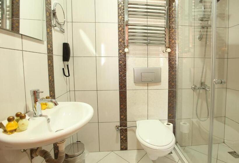 اتاق استاندارد, Sirkeci Park