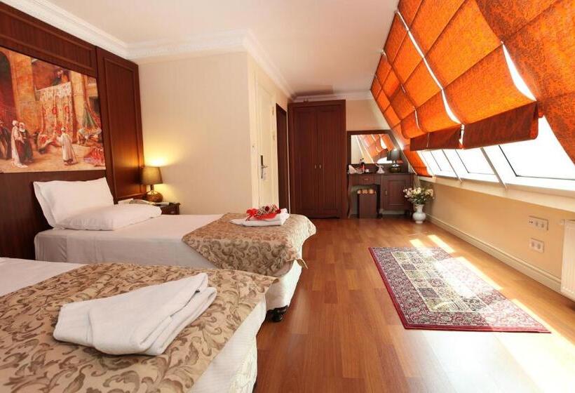 اتاق استاندارد سه نفره, Sirkeci Park