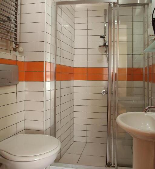 اتاق استاندارد یک نفره, Sirkeci Park