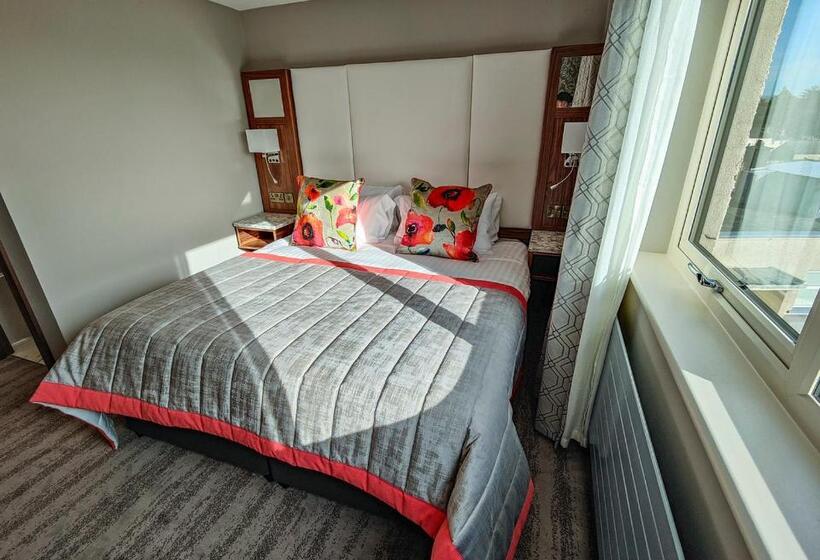 Номер Deluxe, The Valley Hotel & Carriage Gardens