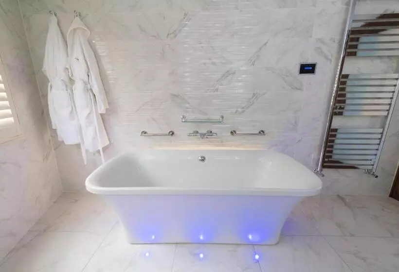 Deluxe-sviitti, The Valley Hotel & Carriage Gardens