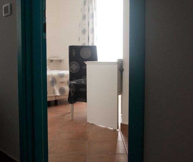 标准三人间, Yachting Club Mare