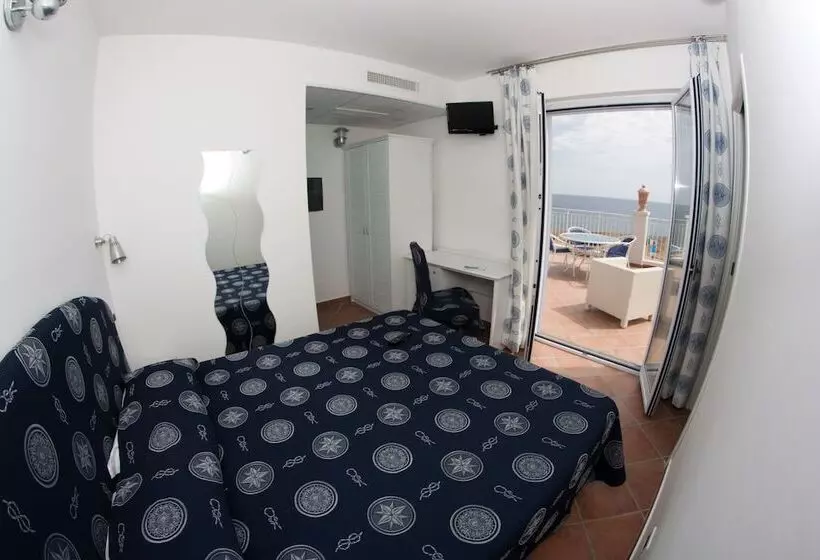 اتاق استاندارد, Yachting Club Mare