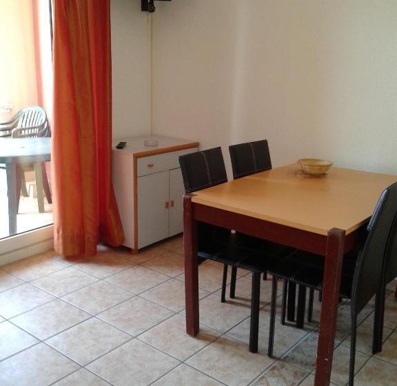Студия Стандарт Interior, Mer Et Golf