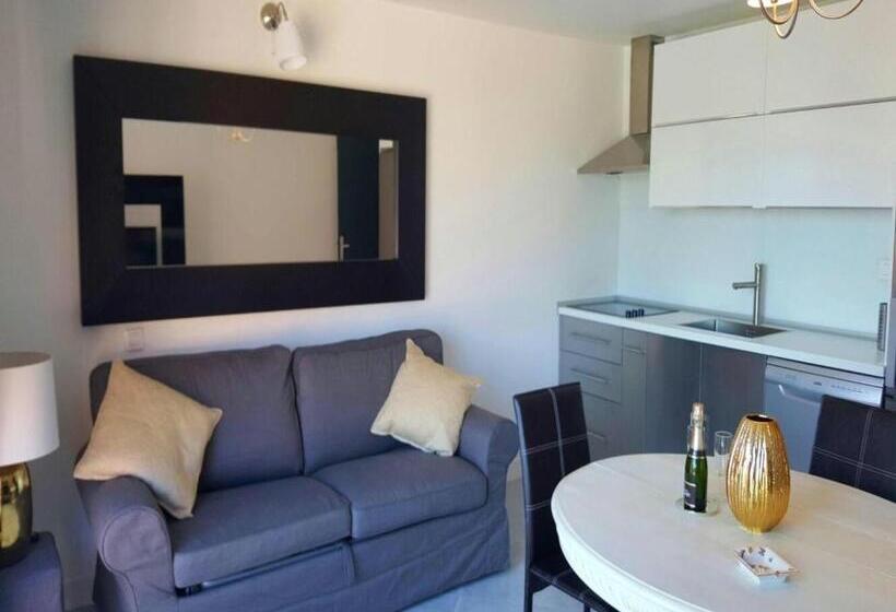 סוויטה, Mer Et Golf