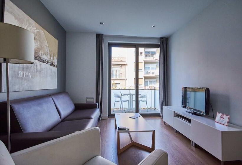 آپارتمان 2 خوابه, Sensation Sagrada Familia