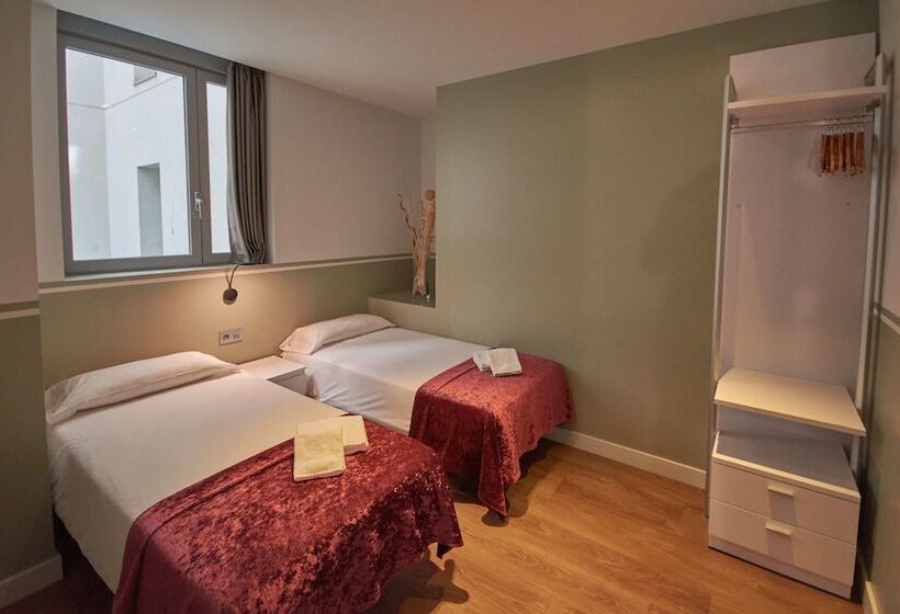 آپارتمان 3 خوابه, Sensation Sagrada Familia