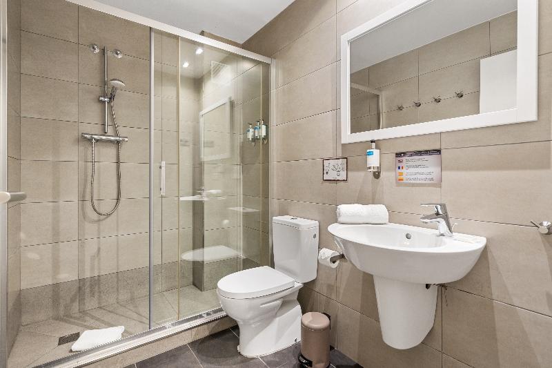 آپارتمان 3 خوابه, Sensation Sagrada Familia