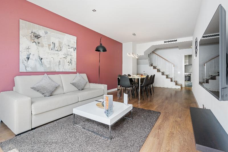 آپارتمان 3 خوابه, Sensation Sagrada Familia