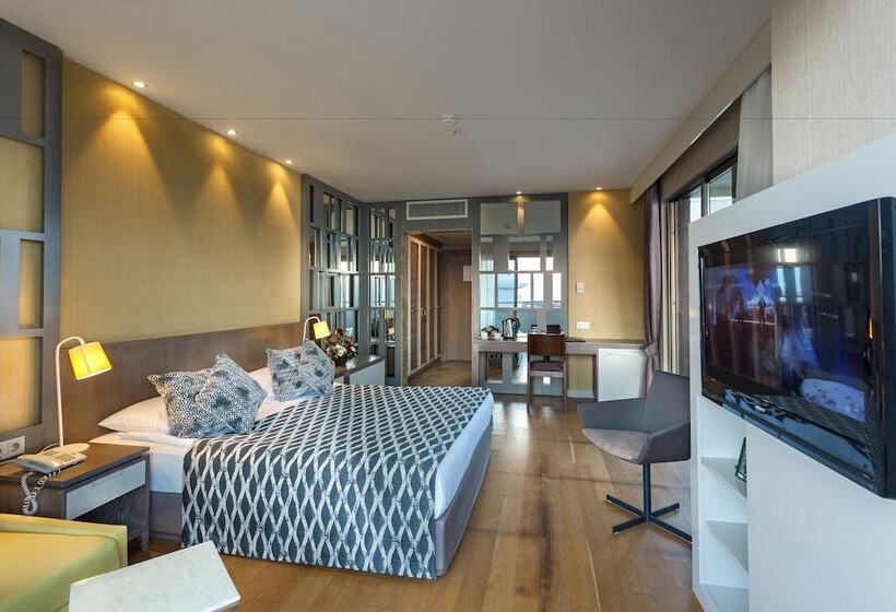 غرفة ديلوكس مزوَّدة بجاكوزي, Sherwood Dreams Resort