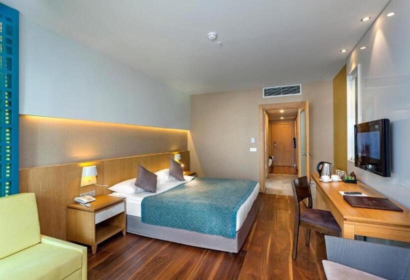 标准三人间, Sherwood Dreams Resort