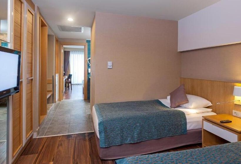 غرفة عائلية متصلة, Sherwood Dreams Resort