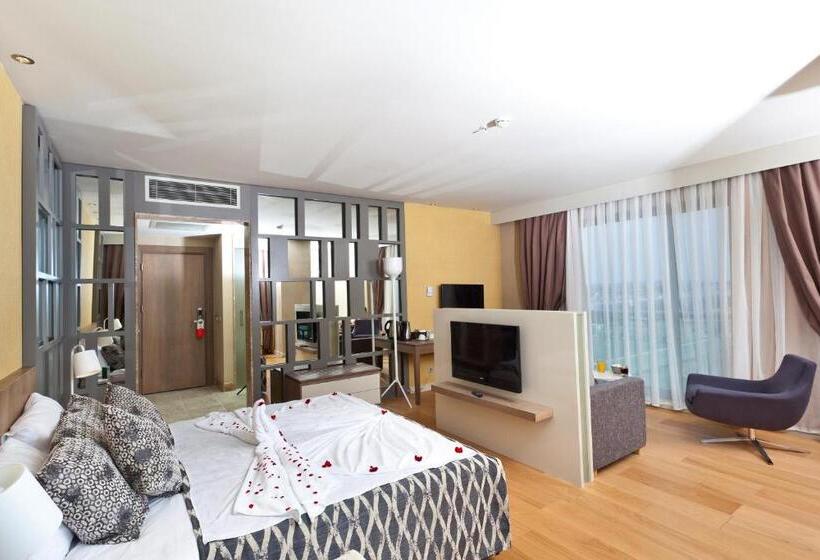 غرفة ديلوكس مزوَّدة بجاكوزي, Sherwood Dreams Resort