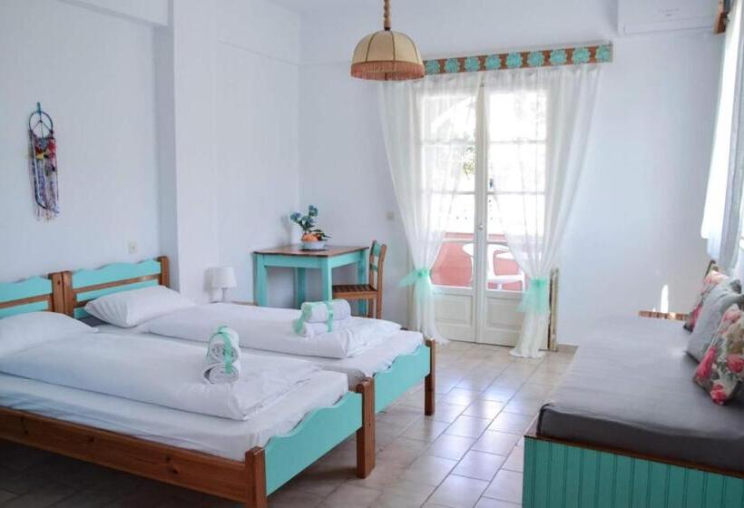 스탠다드 스튜디오, Villa Valia