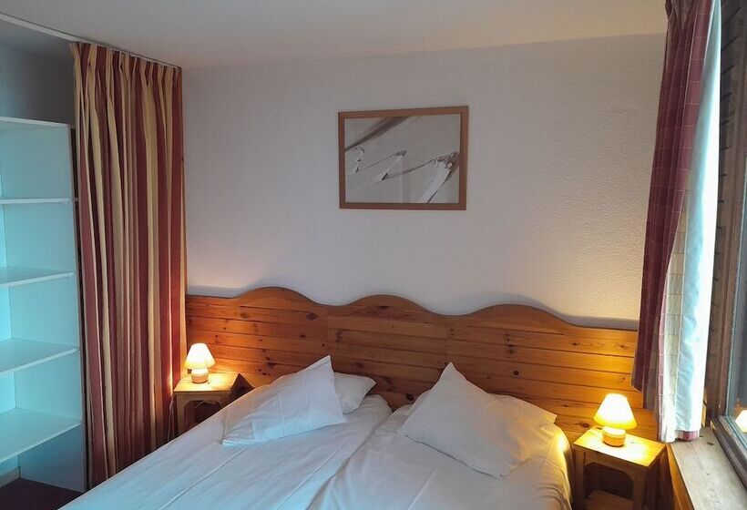 חדר משפחתי, Vvf Les Sittelles à Montalbert