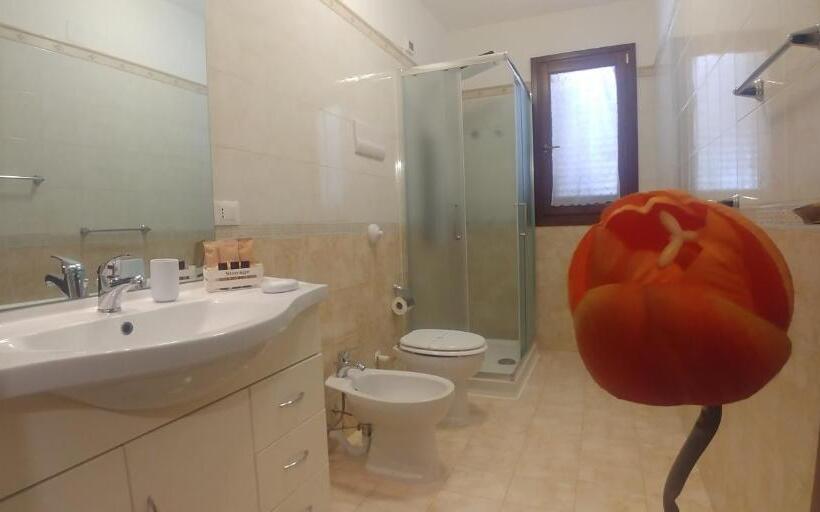 四人标准间, Ciuri Ri Zagara