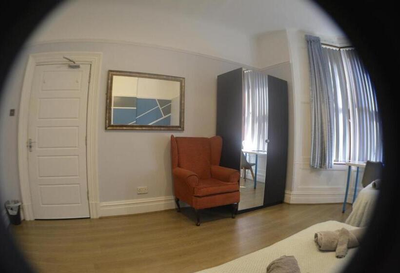 스탠다드 트리플 룸, Kensington Guest House Liverpool