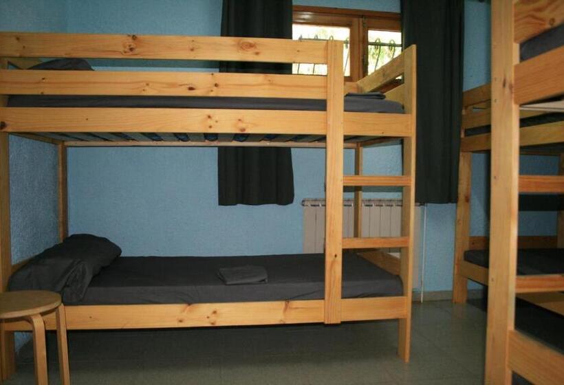 غرفة عائلية, Alberg Can Ribals