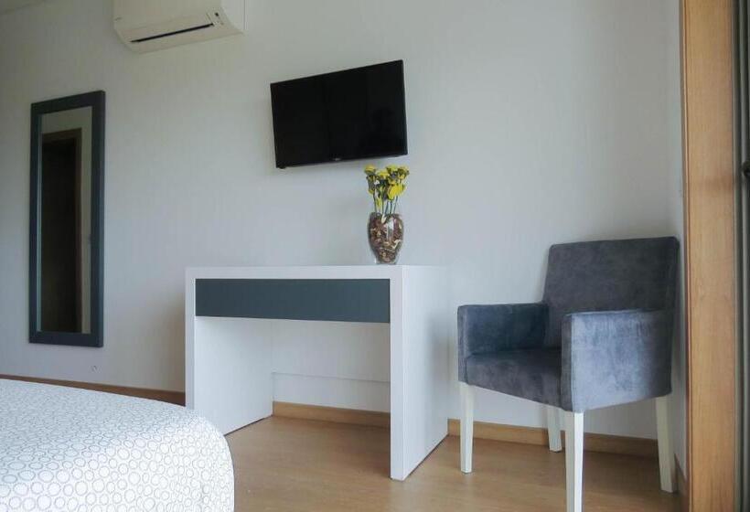 Люкс Вид на Реку, Casa Miradouro