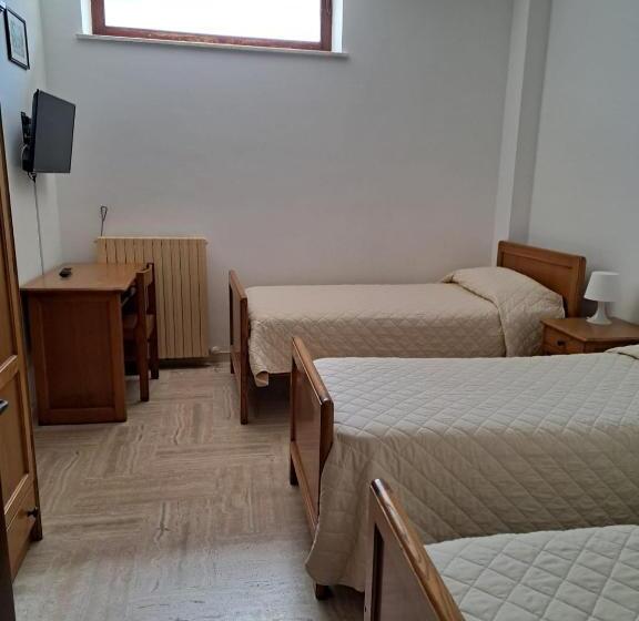 اتاق اکونومی, Casa Per Ferie Ulivo D Assisi