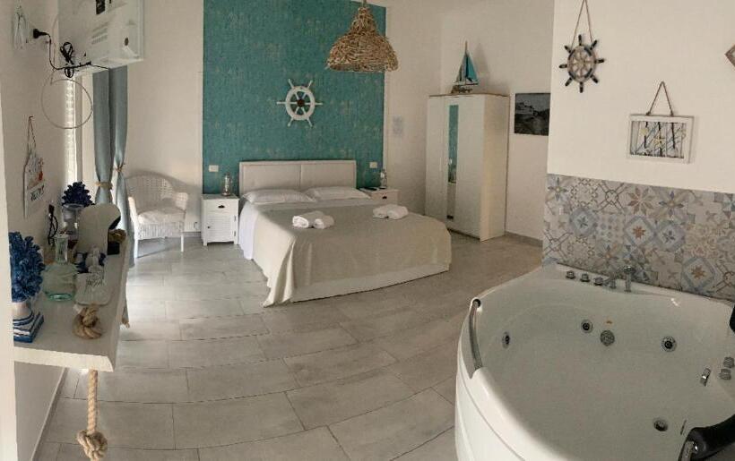 اتاق استاندارد با وان آب گرم, Catania Over Time   Tourist Rooms
