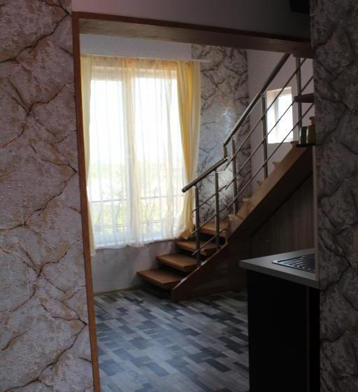 Люкс 2 Спальни, Guest House Valiland
