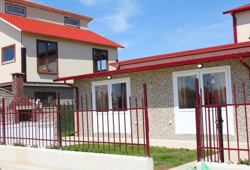 Студия Стандарт, Guest House Valiland