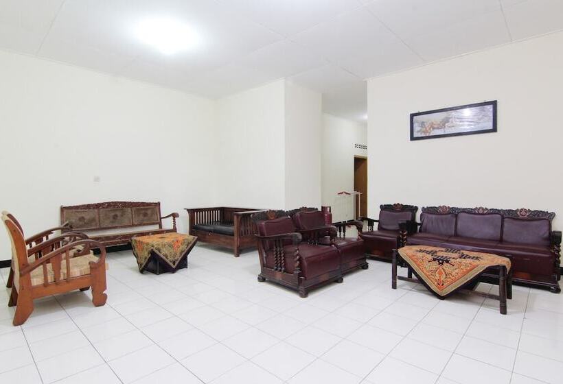 חדר משפחתי, Wijaya 2 Kaliurang