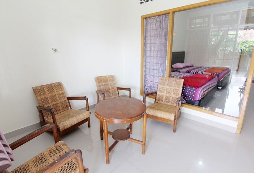 חדר דלוקס, Wijaya 2 Kaliurang