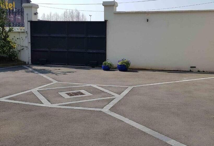 家庭间, La Maison Des Dentelliers