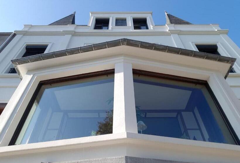 Семейный Номер, La Maison Des Dentelliers