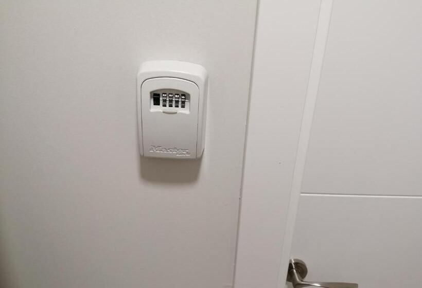 家庭间, Estudios Los Arcos