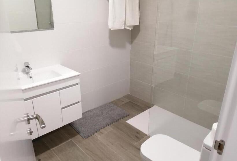 家庭间, Estudios Los Arcos