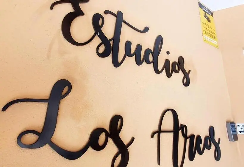 استودیوی استاندارد, Estudios Los Arcos